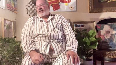 Retired Fat Italian Grandpa Has a Huge Ass To Fuck