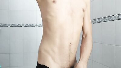 Washing My Tight Ass to Put in a Dildo That Vibrates