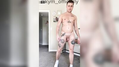 Femme Hunk Fucks Pussy Raw