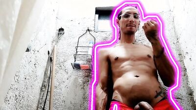 Mi baño, tu habitación, la ventana: Dónde estás mi amor? Raba Erre