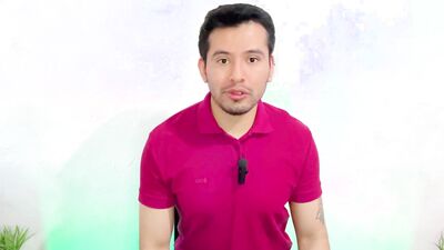 Hombre maduro americano tiene de amante a joven twink español en las vacaciones! Relato sexual