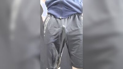 A boy in shorts has appeared! However, he seems to be holding back his pee...