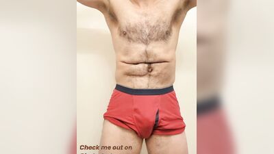 BIG HAIRY MUSCLE BEAR FLEXING AND CUMSHOT COMPILATION