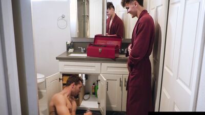 Cute Twink Cleans Hot Plumbers Pipe - Carter Woods Aaron Elias - NextDoorStudios