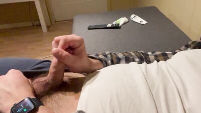 Jerking off screaming and cumming in the end.