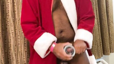 Santa Jacking Off Until Shooting A Moaning Cumshot