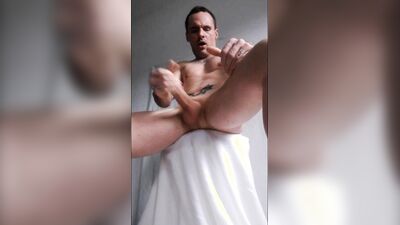 sunday morning jerk-off with lovely cumshot