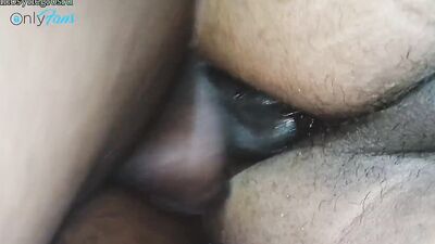 My neighbor penetrates me with his huge, thick black cock and it doesn't fit in my ass.