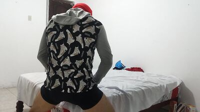 THE SCANDALOUS VIDEO OF MY DIRTY STEPSON!! HE HAD NO ONE TO FUCK AT HOME AND HE HAD SEX WITH THE INFLATED CONDOM.