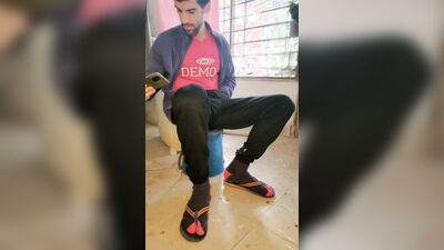 Man in flip flops with hairy armpits jerks off in the laundry room
