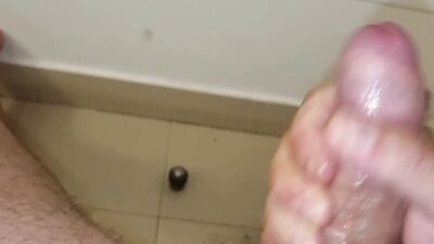 AMATEUR | ENGLISH - CUM ON THE MIRROR GIVEAWAY