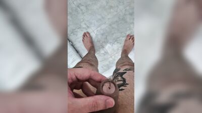 SHOWER PEE FETISH