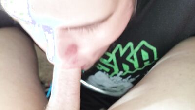 Cock hungry amateur chap gives his boyfriend a bj in this POV
