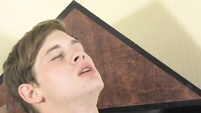 Jayden Ellis & Caleb Coniam are fucking in the office