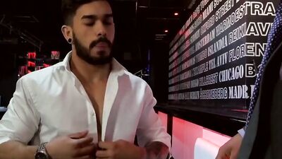 Hector De Silva & Pietro Duarte are bonking in the bar