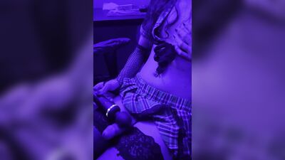 Femboy drips cum from Domi