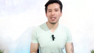 Hombre hetero tiene sexo con el enfermero dotado antes de casarse con su esposa