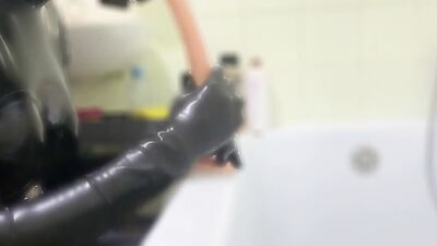 Deepthroating Latex Sissy