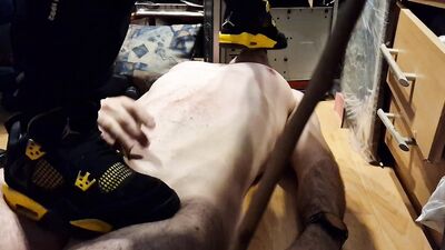 Trampling and licking a Jordan4