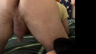 Eager ass with yellow t-shirt