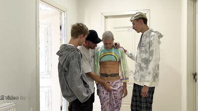 Daddy and Two Guys with Big Dicks Caught a Student and Fucked Him Hard!