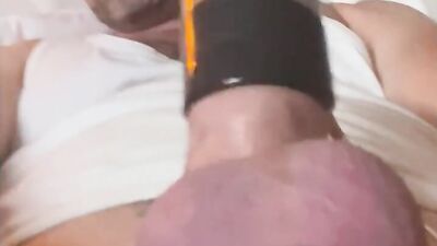 Estim modified cattle milker causes massive orgasm and loads of cum