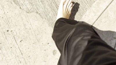 Walking Barefoot for 5.6 km: From Clean to Dirty Soles - POV Trekking