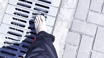 Walking Barefoot for 5.6 km: From Clean to Dirty Soles - POV Trekking