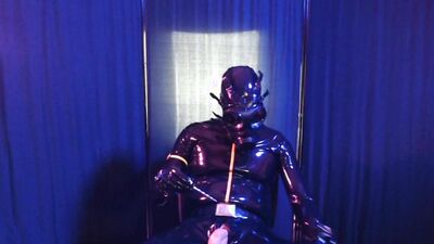 Rubber pissing Party