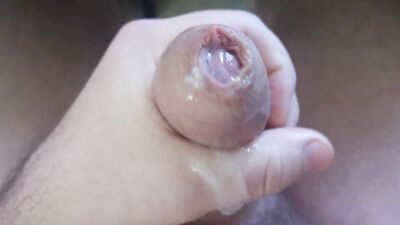 Uhri 19 cumshots