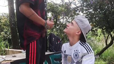 SE LA CHUPO A FLACO DOTADO