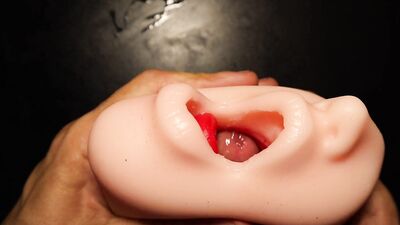 This is the best masturbator in the world and the dick is sticking out of the mouth
