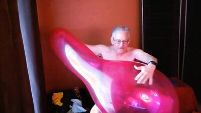 126) Quickie Giant Balloon Blast with Daddy