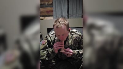 Bicurious soldier REVEALS FACE and gives FIRST JOI video!!!