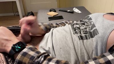 Morning jerking off scream.