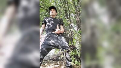 Almost caught by the train New outdoor jerk off video