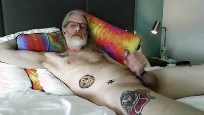 JerkinDad14 - Big Dick Hotel Bate Session