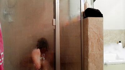 Kirito Solo Shower Moment
