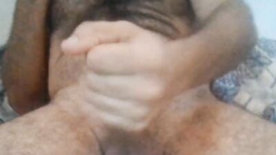 Hairy solo male jerking off his big dick on stripchat cam show