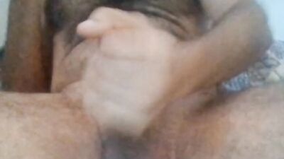 Hairy solo male jerking off his big dick on stripchat cam show