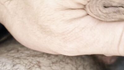 Monster dick asks to fuck in the ass without even shaving his hair , a hot desire to fuck with daddy !