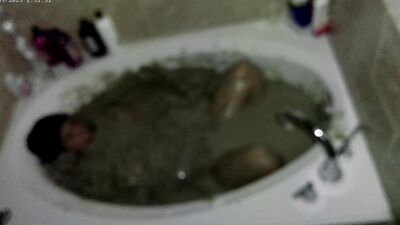 Mudbath Boy at Late Night 3