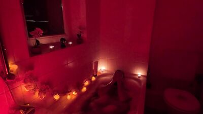 hot bathtub