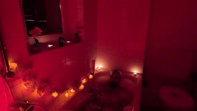 hot bathtub
