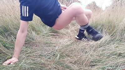 VLOG Outdoors, Jon Arteen talks, masturbates, ejaculates sperm in a wheat field Young Asian twink who likes to show his face