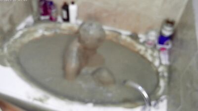 Pleasureable Solo Mudbath at Home 6