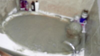 Pleasureable Solo Mudbath at Home 5