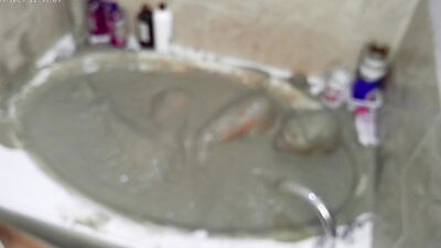 Pleasureable Solo Mudbath at Home 5
