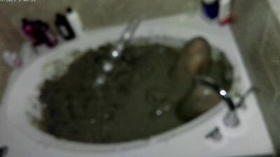Mudbath Boy V
