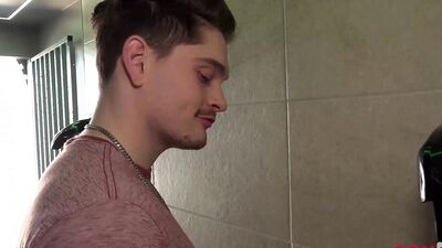 Inked Phoenix Leo Cant Stock Blowing Jay Tee Huge Dick